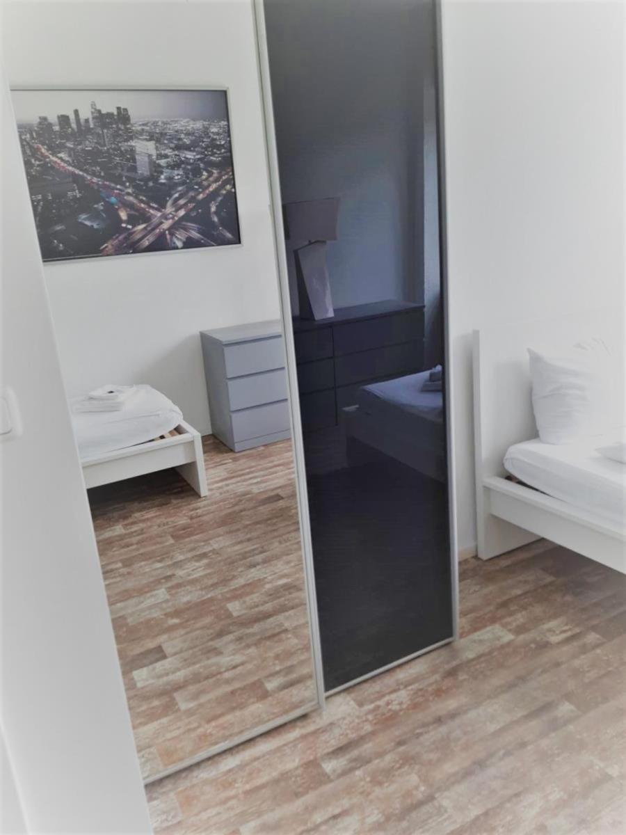 Mehrbett-Apartment 6 Citynah, Einfache Ausstattung Hamburg Luaran gambar