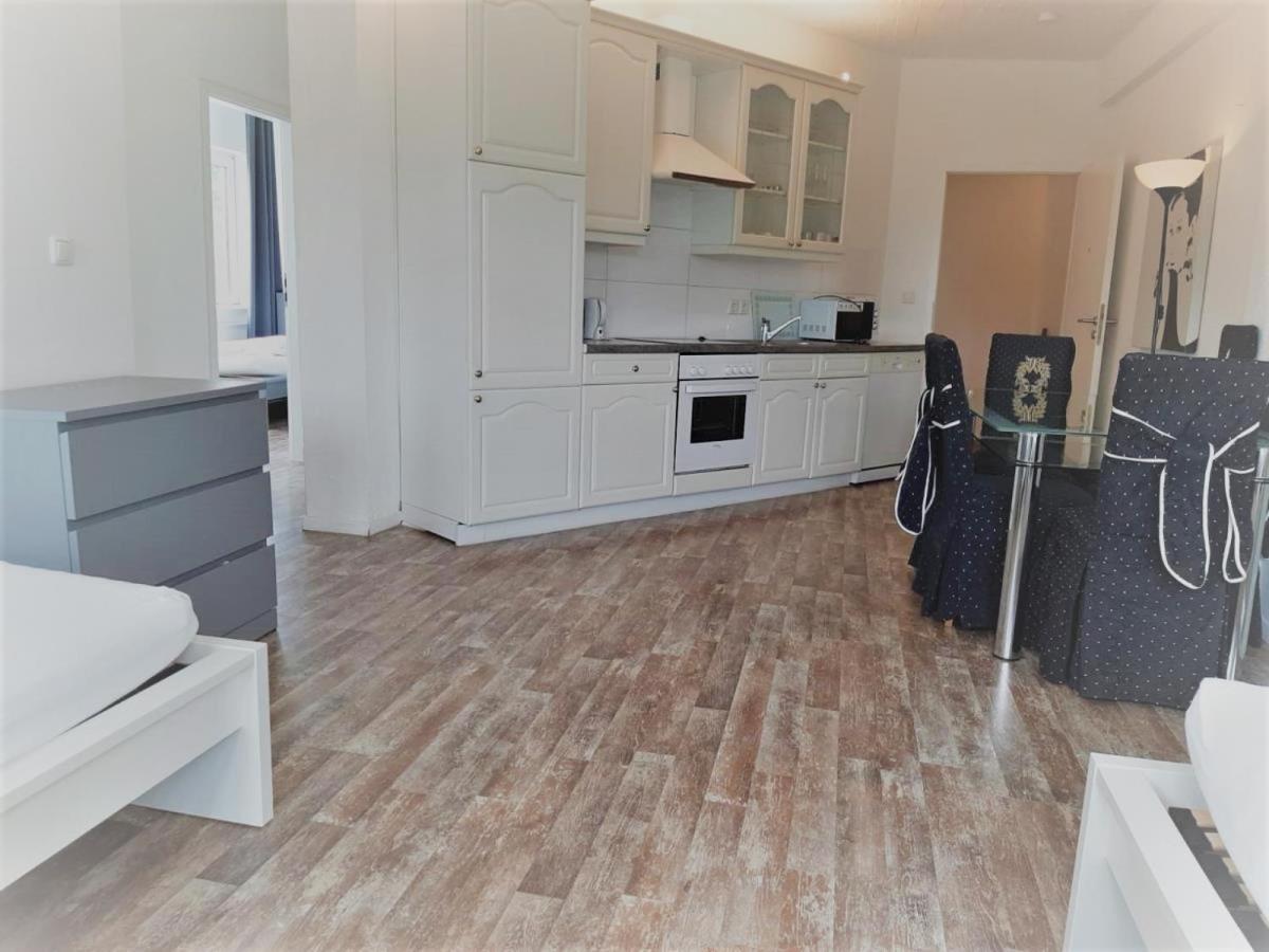 Mehrbett-Apartment 6 Citynah, Einfache Ausstattung Hamburg Luaran gambar